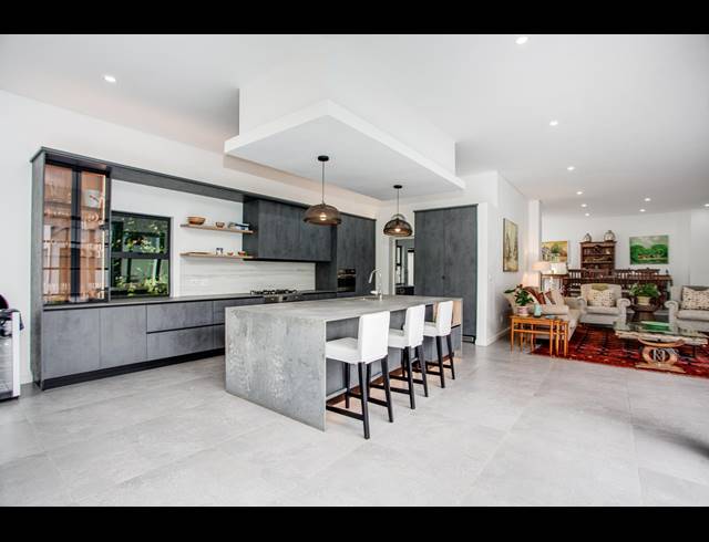 5 BEDROOM HOUSE FOR SALE IN DAINFERN GOLF ESTATE